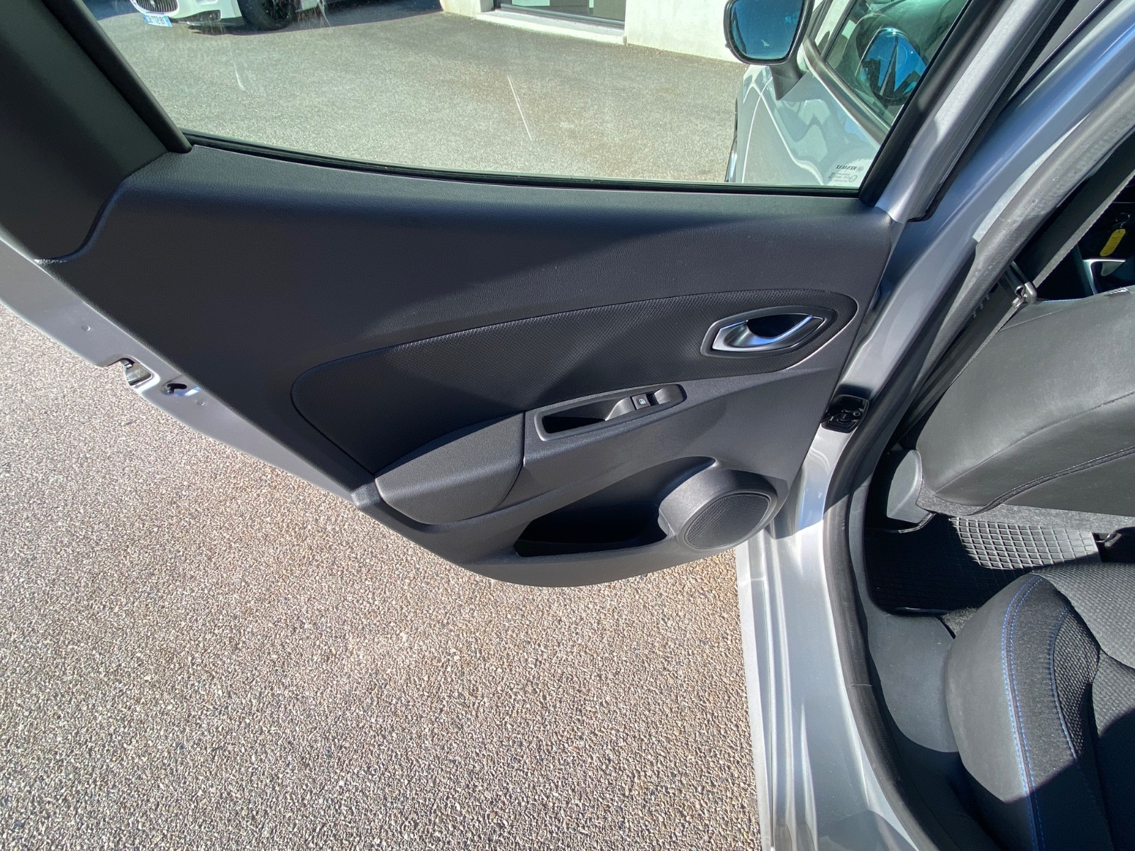 renault-clio-iv-intens-20260407104515