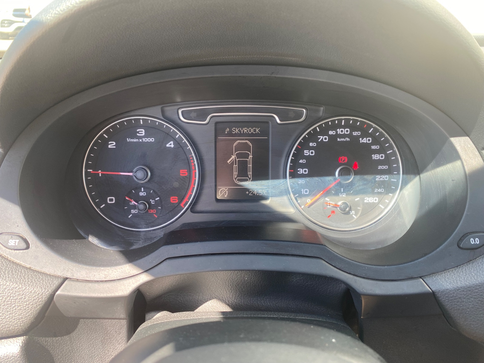 audi-q3-2-0-tdi-ambiente-quattro-103kw-20260520171833