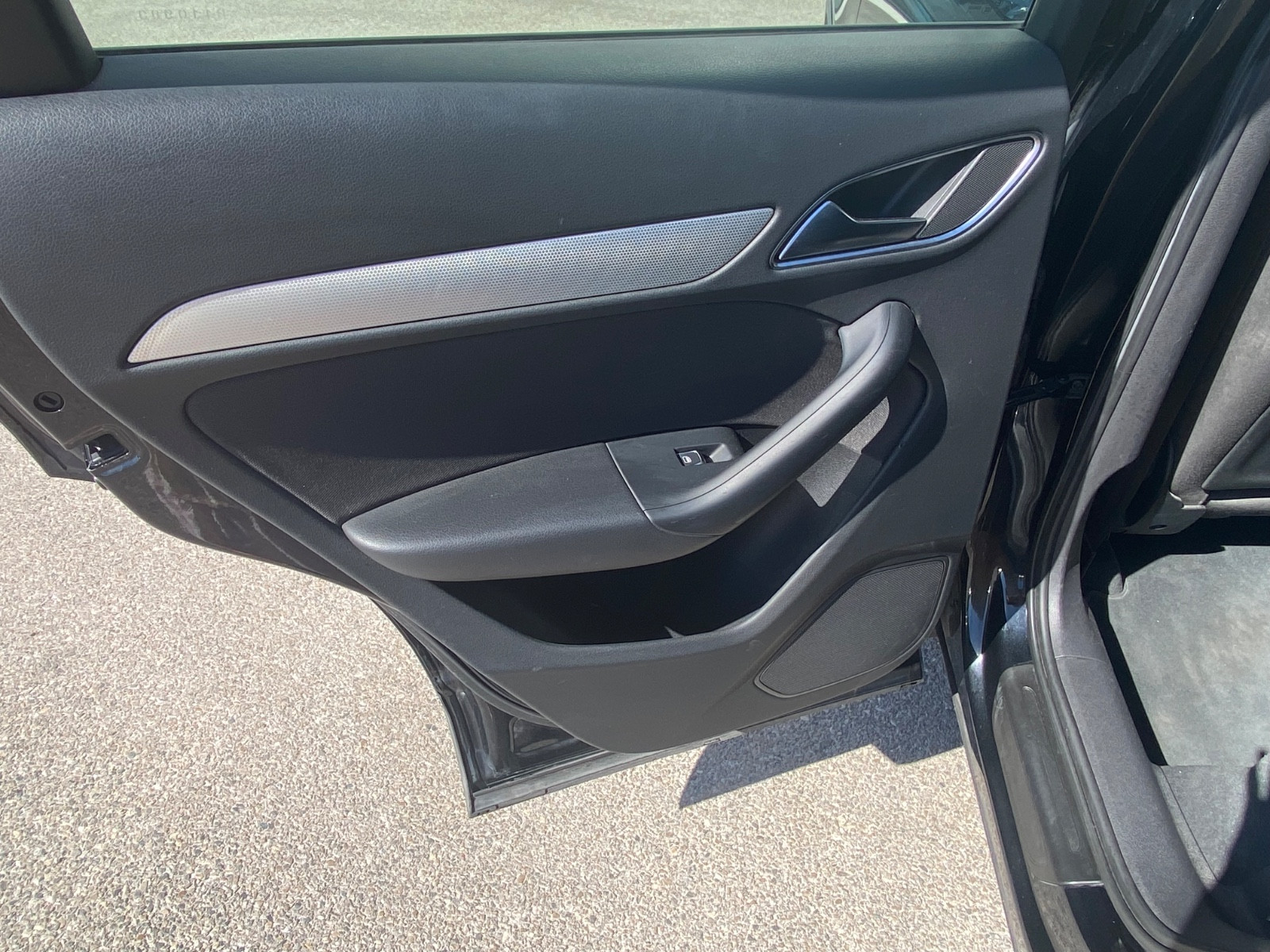 audi-q3-2-0-tdi-ambiente-quattro-103kw-20260520171942
