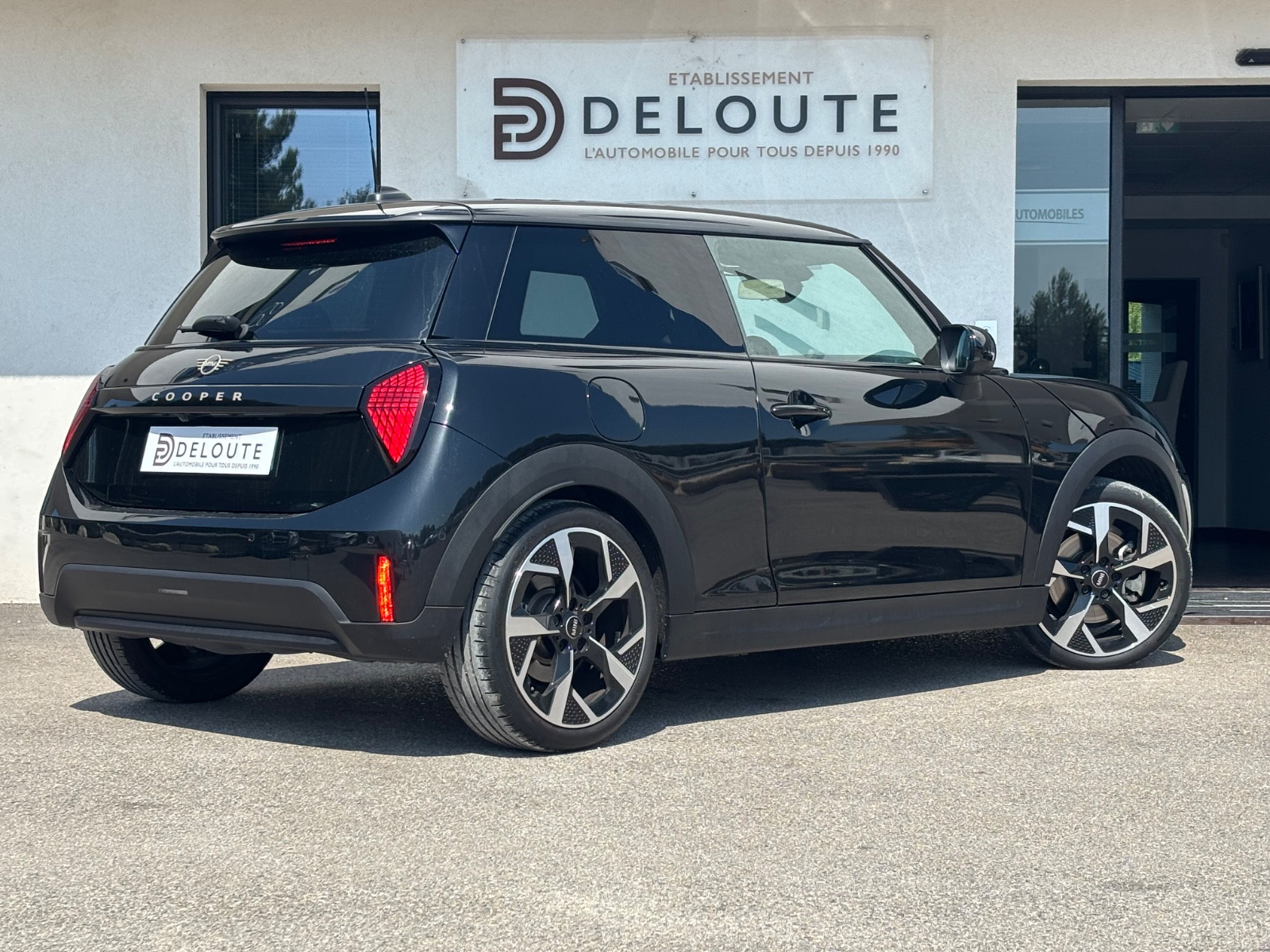 mini-mini-3-pt-cooper-c-favoured-steptronic-20260720162423