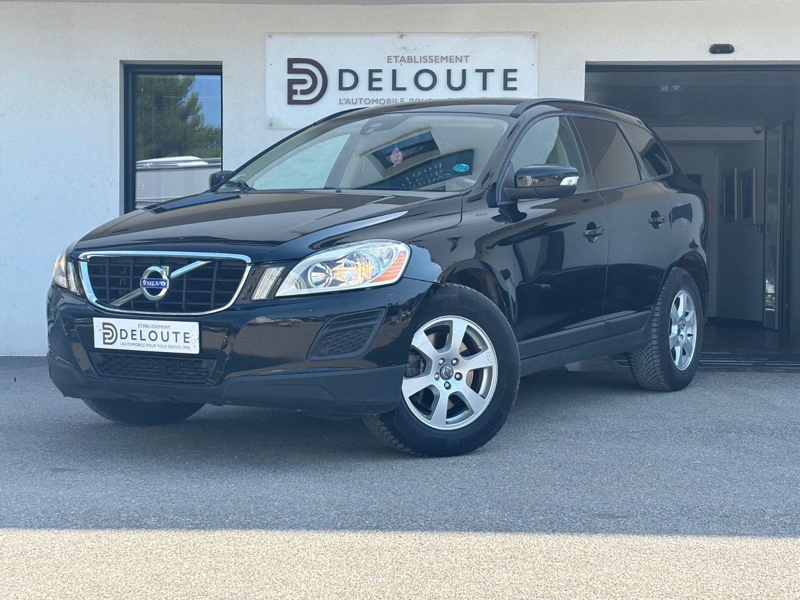 volvo-xc60-r-design-20260720112714