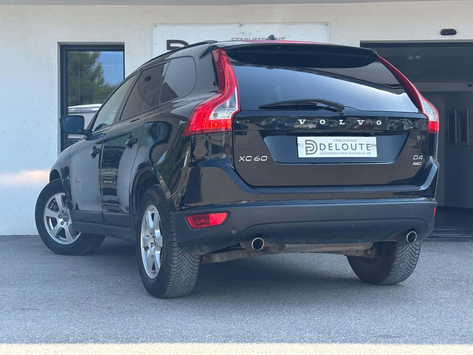 volvo-xc60-r-design-20260720112837