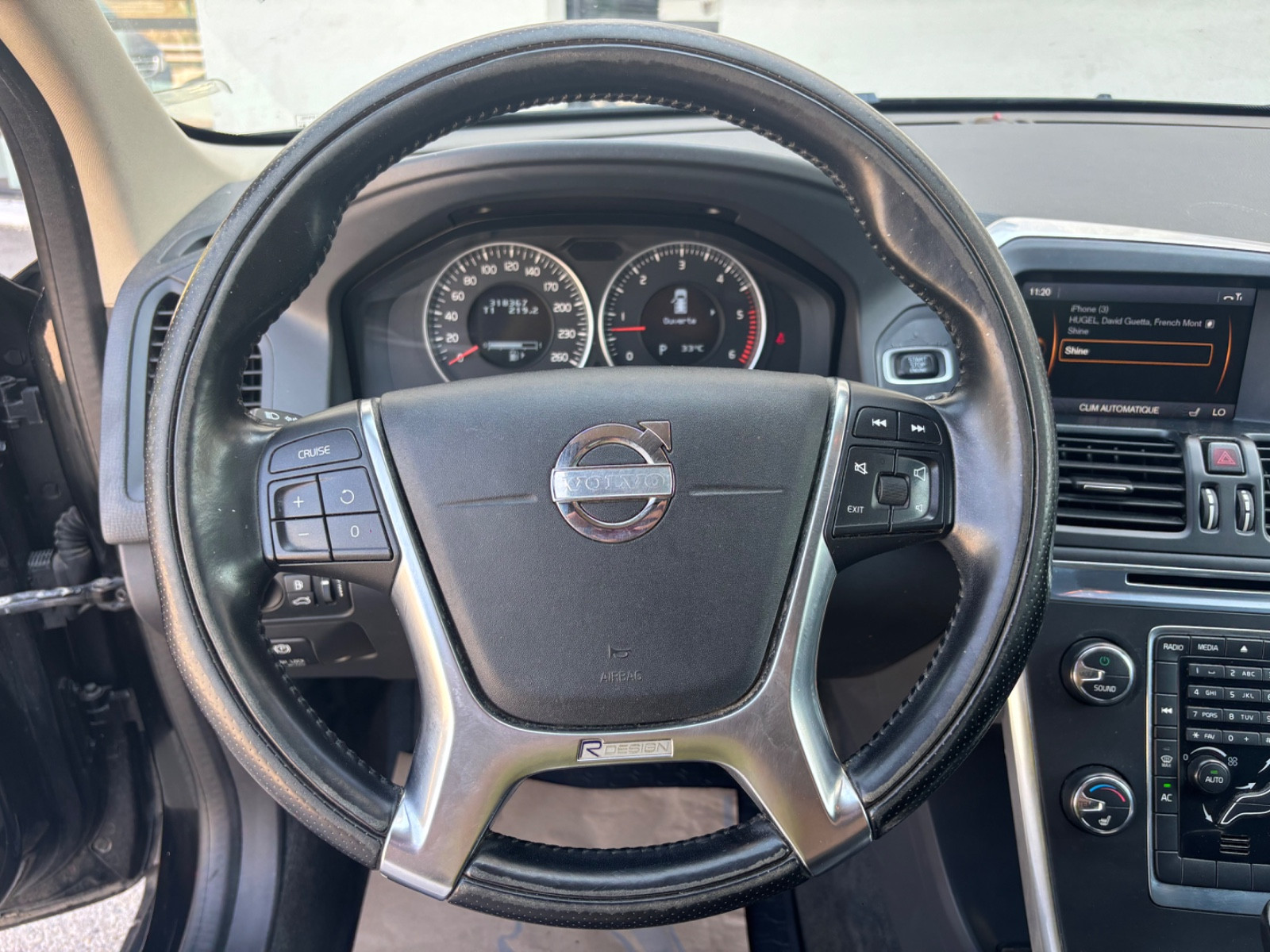 volvo-xc60-r-design-20260720113015