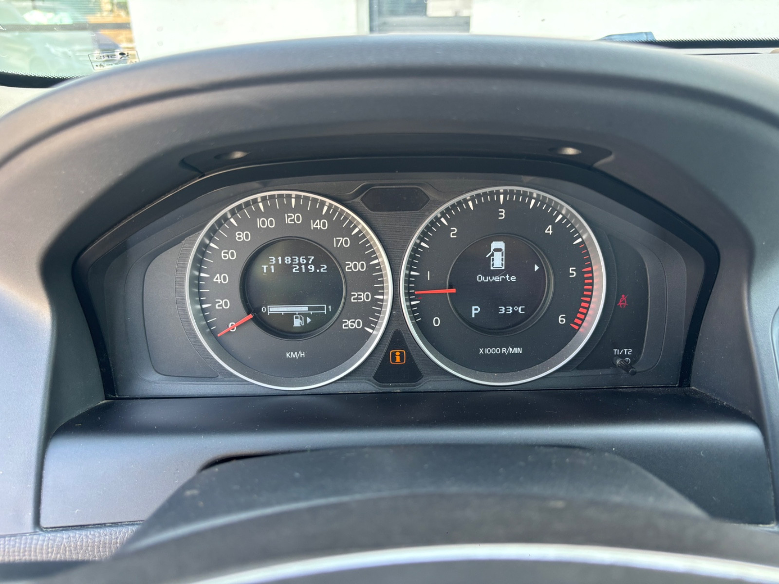 volvo-xc60-r-design-20260720113027