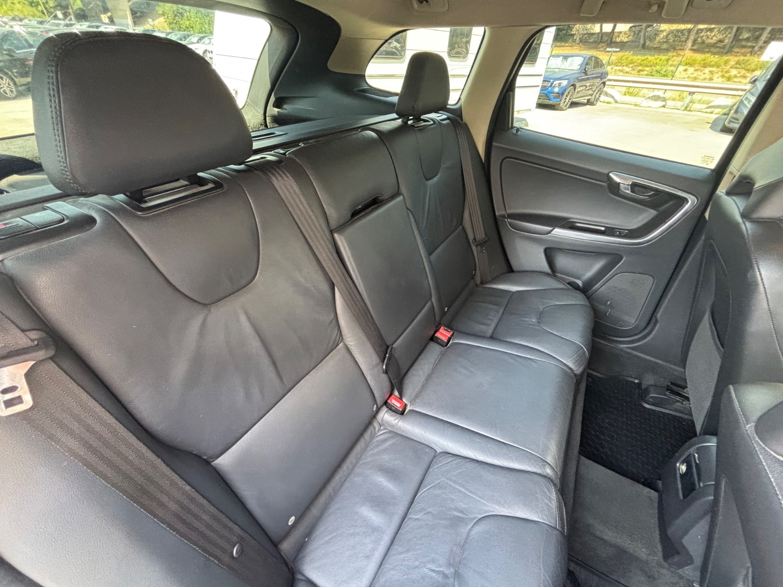 volvo-xc60-r-design-20260720113209