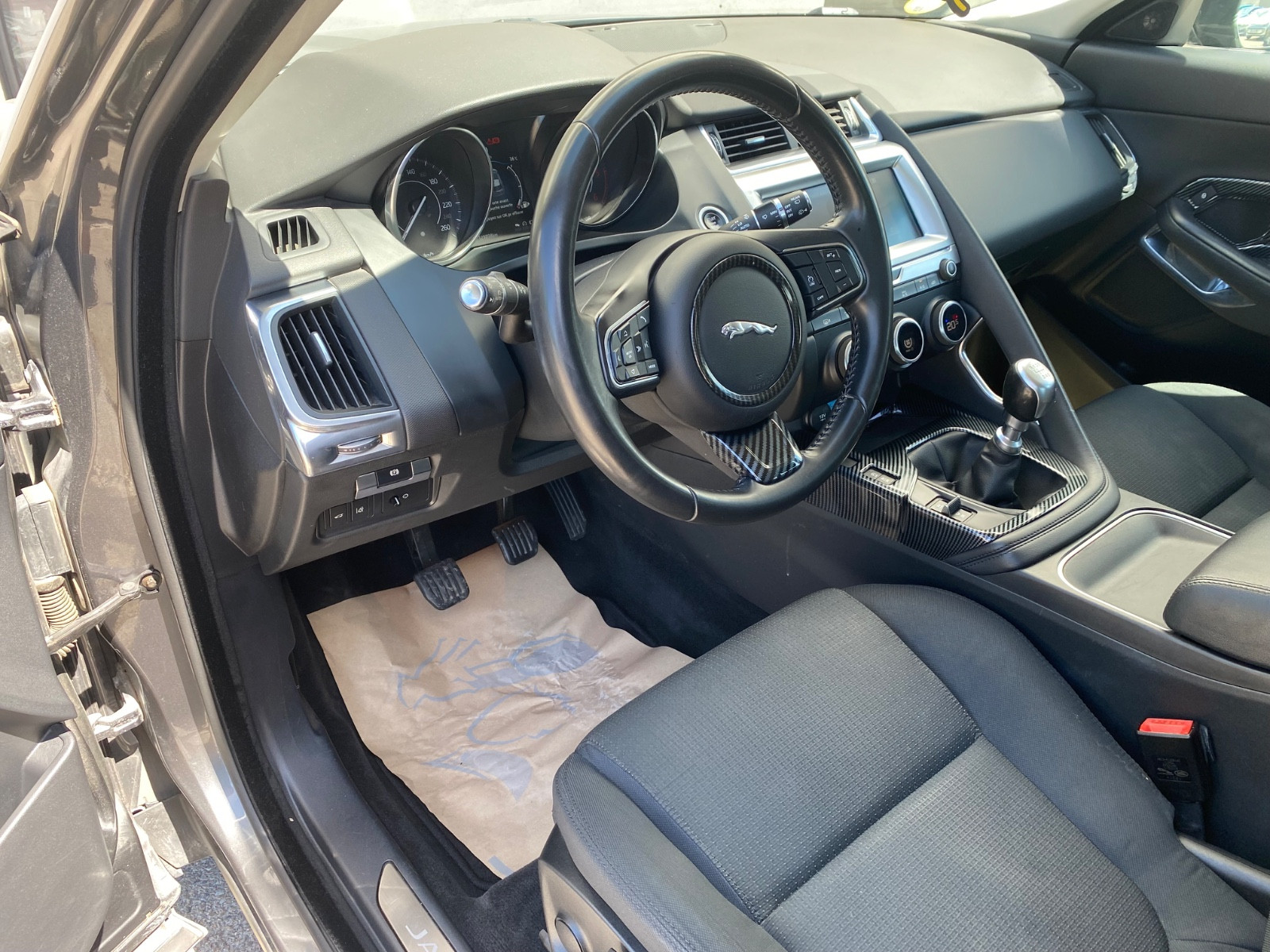 jaguar-e-pace-basic-20260825144939
