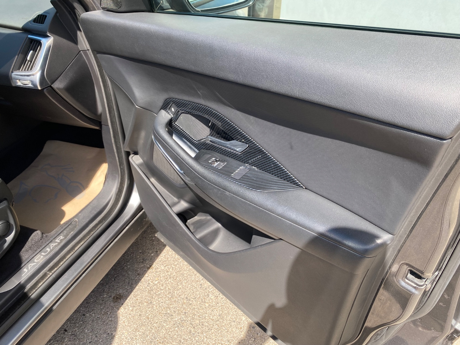jaguar-e-pace-basic-20260825145037