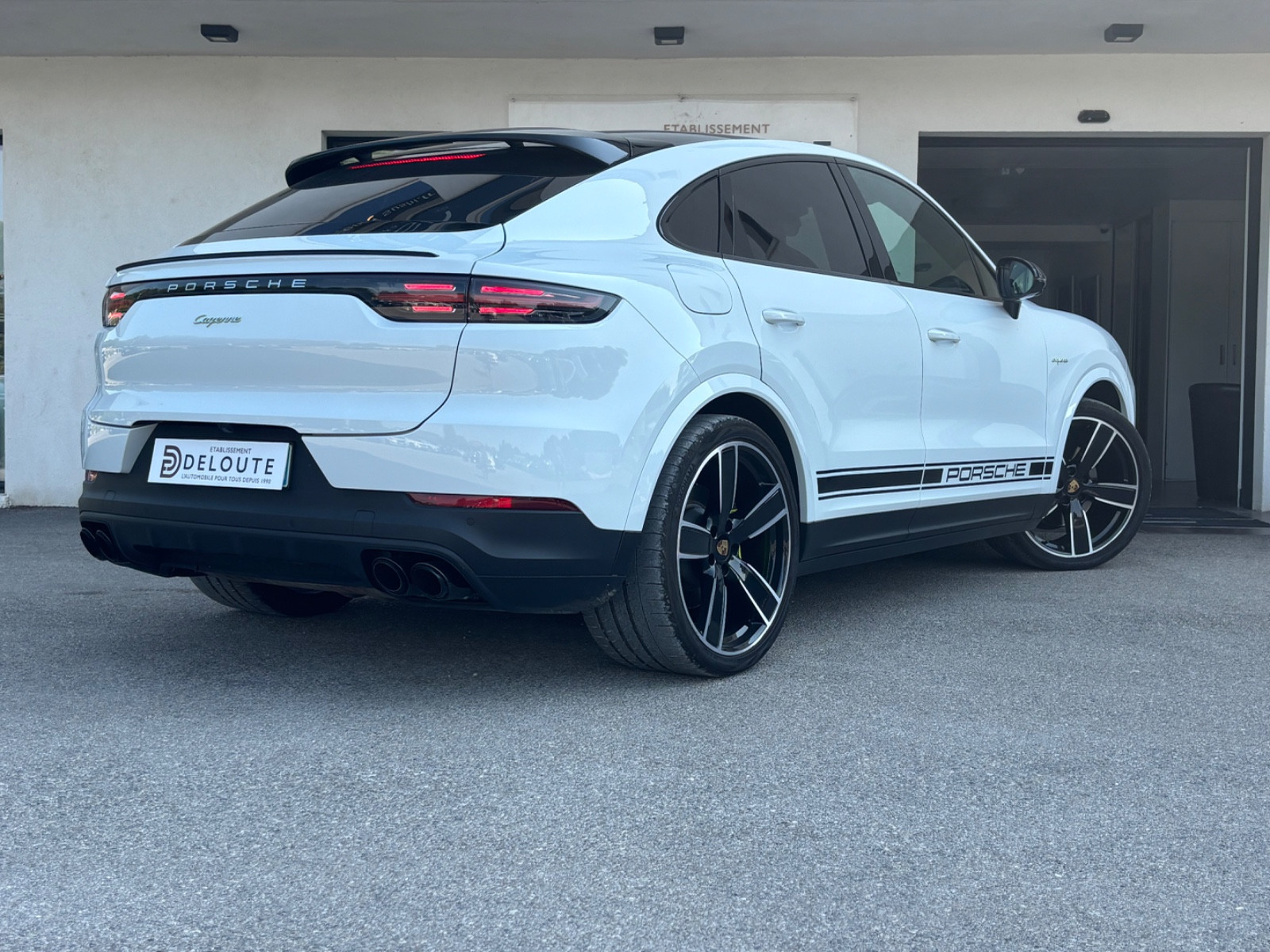 porsche-cayenne-e-hybrid-tiptronic-20260731105252